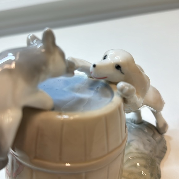 Ceramic Dog and Raccoon Figurine - Picture 7 of 11